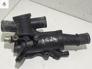 корпус термостата Citroen C4 Picasso 1 поколение 2007, 2.0 л., дизель, АКПП, чёрный, минивэн, 9656182980