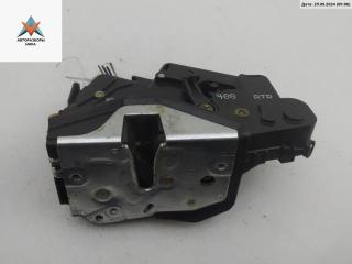 замок двери передней правой BMW 3 серия E46 2000, 2.8 л., бензин, МКПП, синий, универсал, 8206408