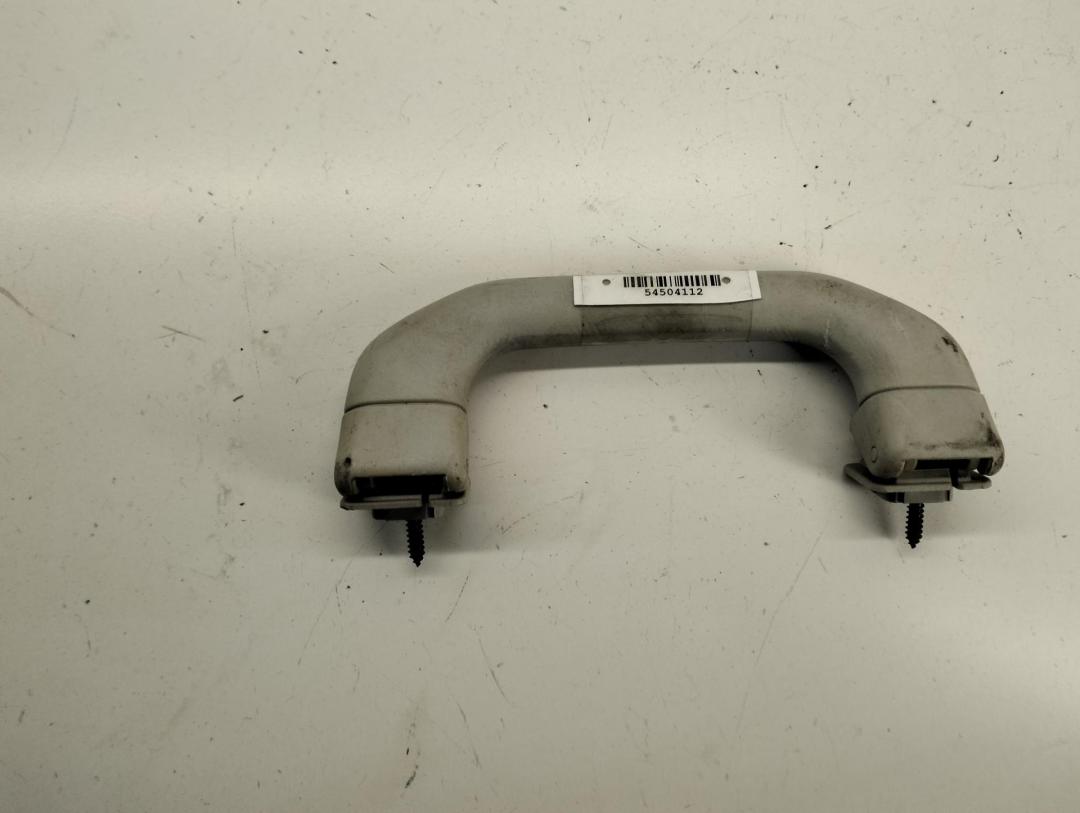 ручка внутренняя потолочная Volkswagen Polo 1998, 1.4 л., бензин, МКПП, зелёный, седан, 1H0857607