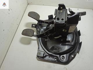 узел педальный (блок педалей) Renault Clio 2 поколение 1999, 1.4 л., бензин, МКПП, зелёный, хетчбэк 5 дв.