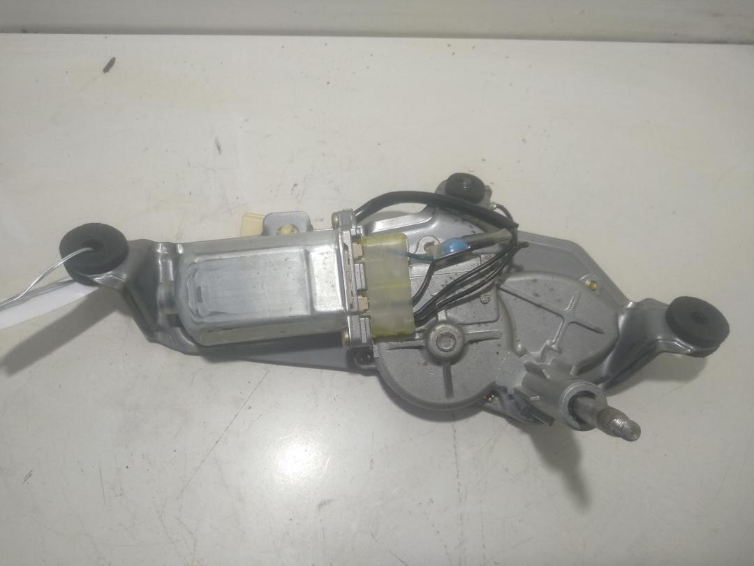 Двигатель стеклоочистителя заднего (моторчик дворников) Mazda 6 GG/GY 2003, 1.8 л., бензин, МКПП, чёрный, универсал, G21B-67450A