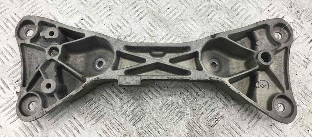 кронштейн КПП BMW 2 F22/F23 2016, 1.5 л., бензин, МКПП, чёрный, купе, 22316860777