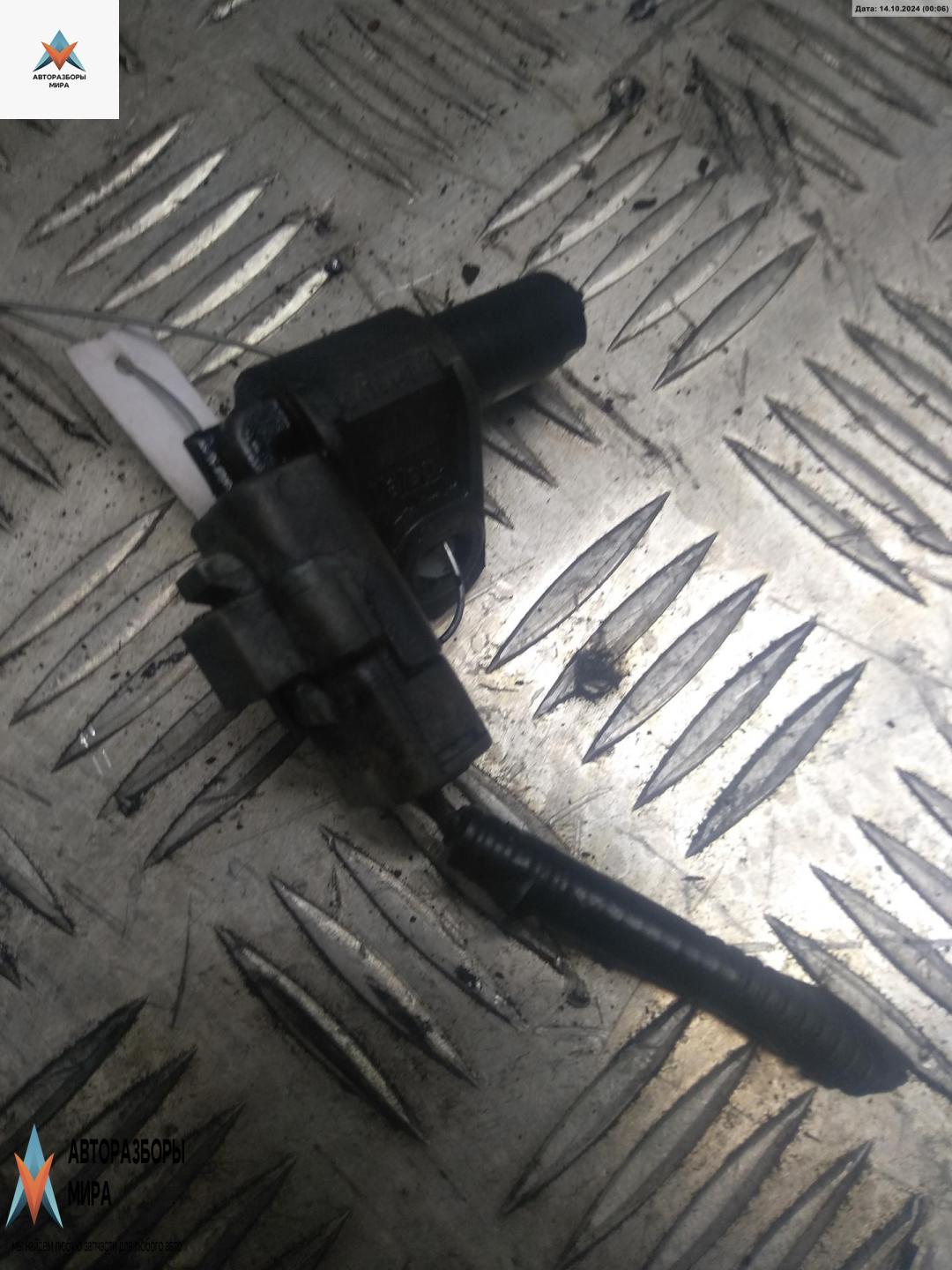 датчик распредвала Ford Focus 2 поколение 2005, 1.6 л., дизель, МКПП, синий, универсал - фото №1