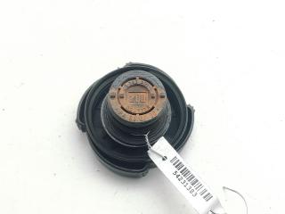 пробка расширительного бачка BMW 3 E36 1999, 1.9 л., бензин, МКПП, красный, хетчбэк 3 дв.
