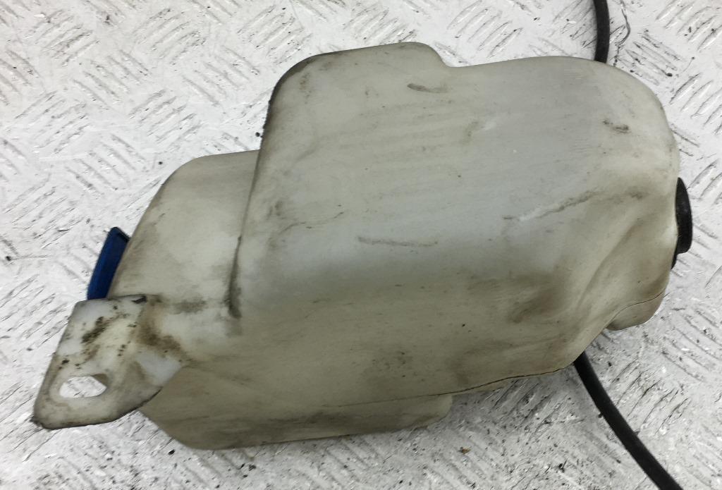 бачок омывателя Audi A3 8L 1998, 1.6 л., бензин, хетчбэк 3 дв., 1J0955453B