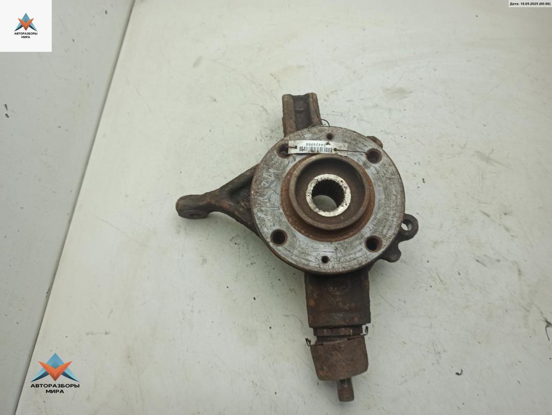 ступица передняя правая Citroen C4 1 поколение 2007, 1.4 л., бензин, МКПП, синий, хетчбэк 5 дв. - фото №1