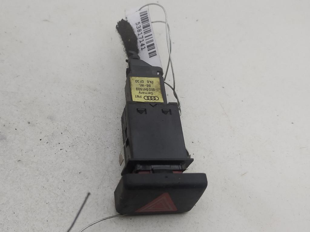кнопка аварийной сигнализации Audi A4 B7 2006, 2.0 л., бензин, МКПП, серый, универсал, 8E0941509