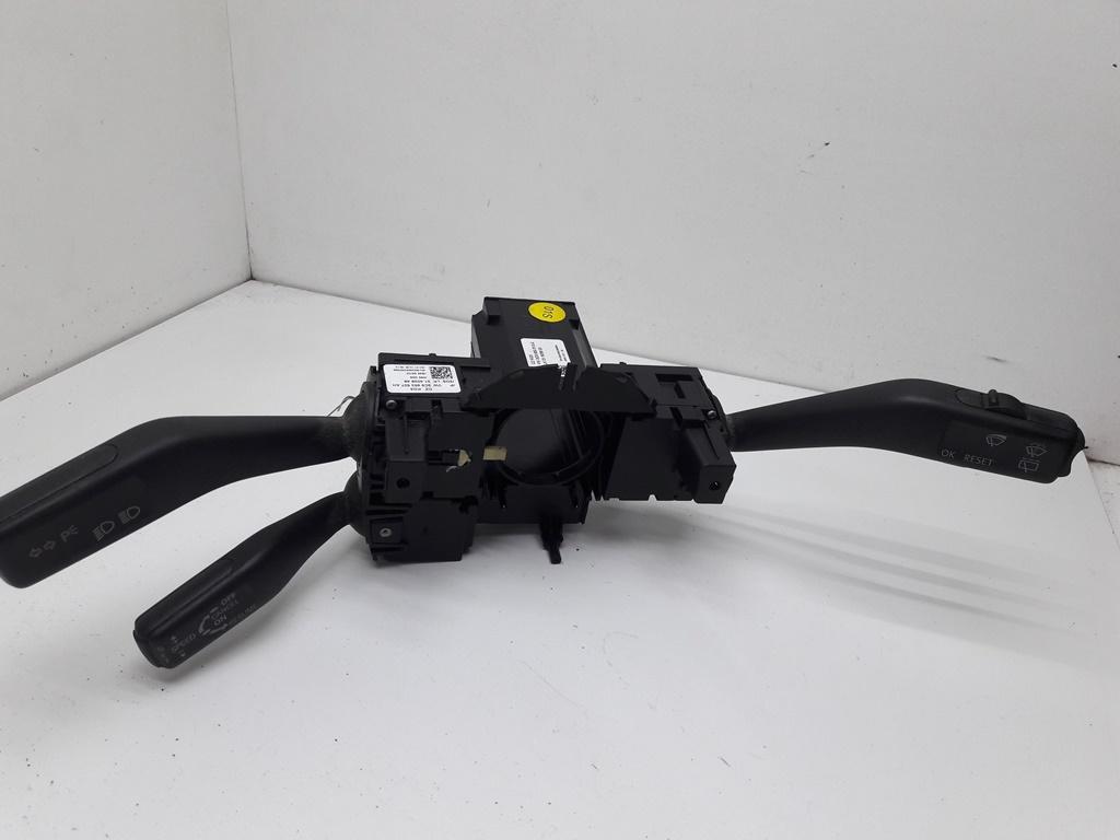 переключатель подрулевой Volkswagen Passat B6 2006, 2.0 л., дизель, МКПП, серый, универсал, 3C9953513C