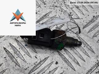 Датчик включения заднего хода (лягушка) Volkswagen Golf 5 поколение 2005, 2.0 л., дизель, МКПП, хетчбэк 5 дв.