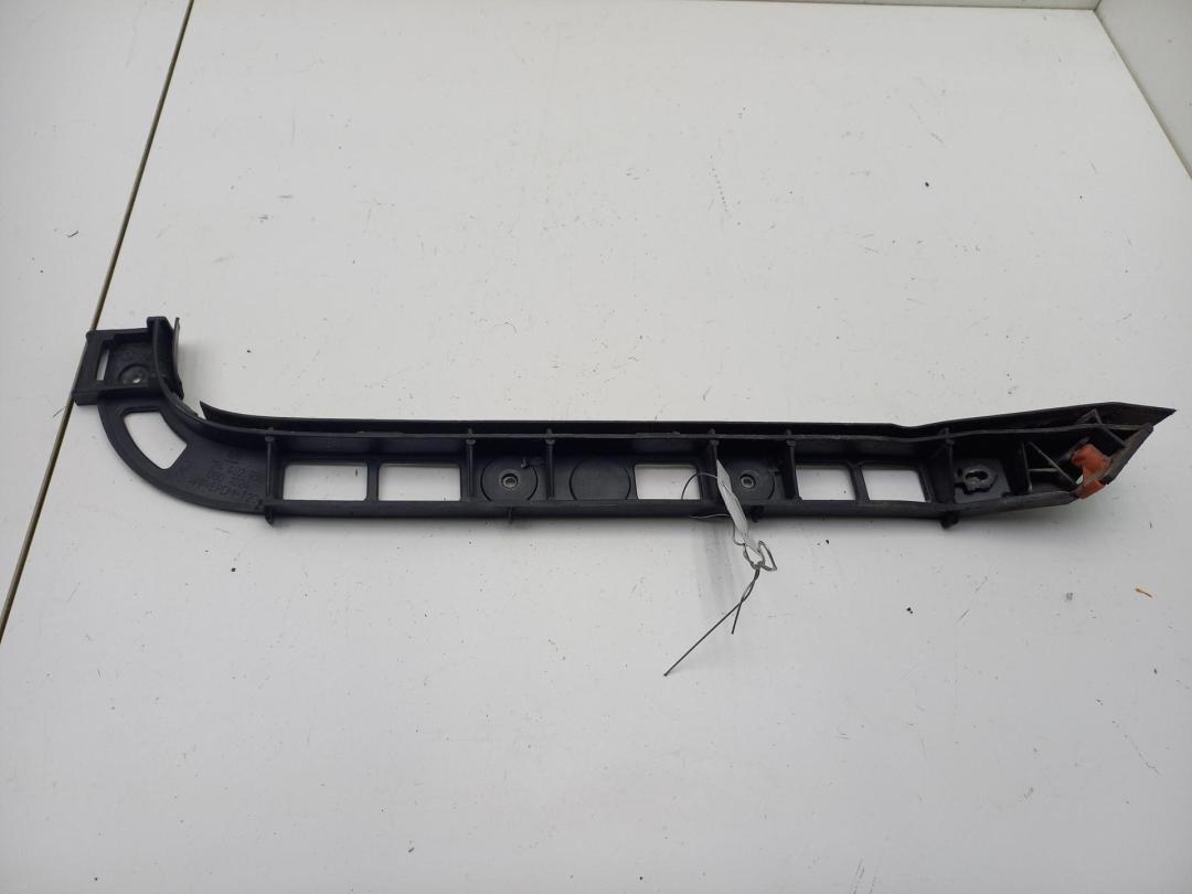 кронштейн заднего бампера Opel Vectra C 2003, 1.8 л., бензин, МКПП, серый, хетчбэк 5 дв., 24402936