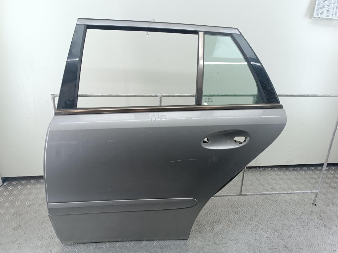 дверь сдвижная Mercedes-Benz E W211 2002, серый, универсал