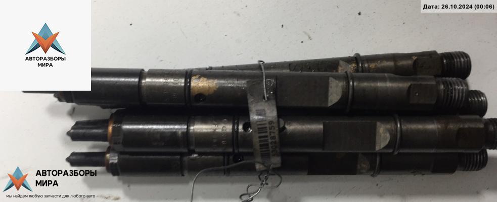 форсунка Audi A6 4B/C5 1999, 2.5 л., дизель, АКПП, чёрный, универсал, 059130201E - фото №1