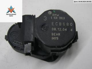 моторчик заслонки печки BMW 5 серия E60/E61 2004, 2.5 л., дизель, АКПП, чёрный, седан, 6930300