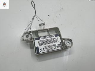 датчик AirBag Opel Vectra B [рестайлинг] 2000, 1.6 л., бензин, МКПП, синий, седан, 90136123