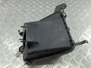 корпус воздушного фильтра Mitsubishi Galant 7 поколение 1995, 2.0 л., бензин, АКПП, зелёный, седан