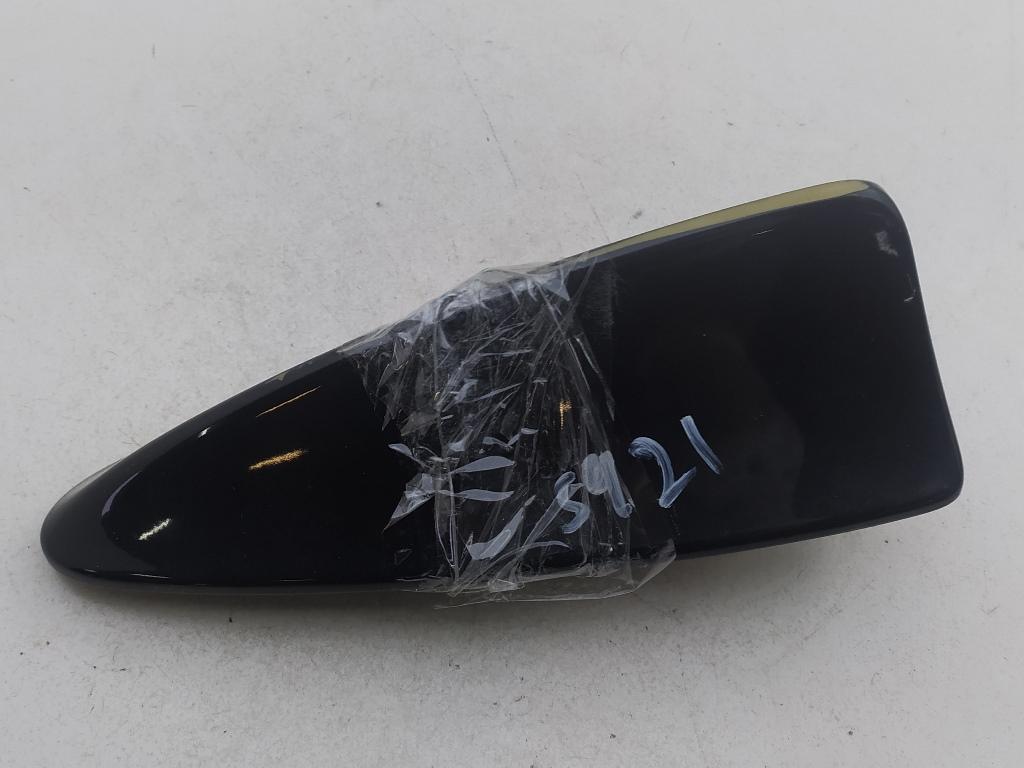 антенна BMW X3 E83 2005, 2.0 л., дизель, МКПП, чёрный, внедорожник 5 дв., 3411475 - фото №1