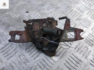 замок капота Volkswagen Golf 3 поколение 1994, 1.8 л., бензин, МКПП, красный, кабриолет