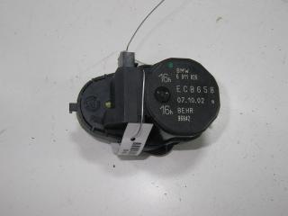моторчик заслонки печки BMW 7 серия E65/E66/E67 2002, 4.4 л., бензин, АКПП, чёрный, седан, 6911826