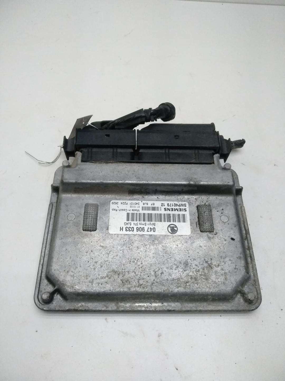 ЭБУ Skoda Fabia mk1 (6Y) 2002, 1.4 л., бензин, МКПП, серый, хетчбэк 5 дв., 047906033H