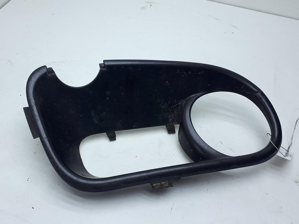рамка фары противотуманной левой Volkswagen Touareg 2003, 4.2 л., бензин, АКПП, синий, внедорожник 5 дв., 7L6853663A