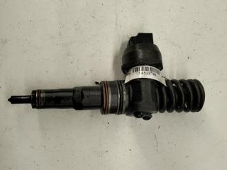 форсунка Volkswagen Golf 4 поколение 2001, 1.9 л., дизель, МКПП, синий, хетчбэк 5 дв., 038130073AM