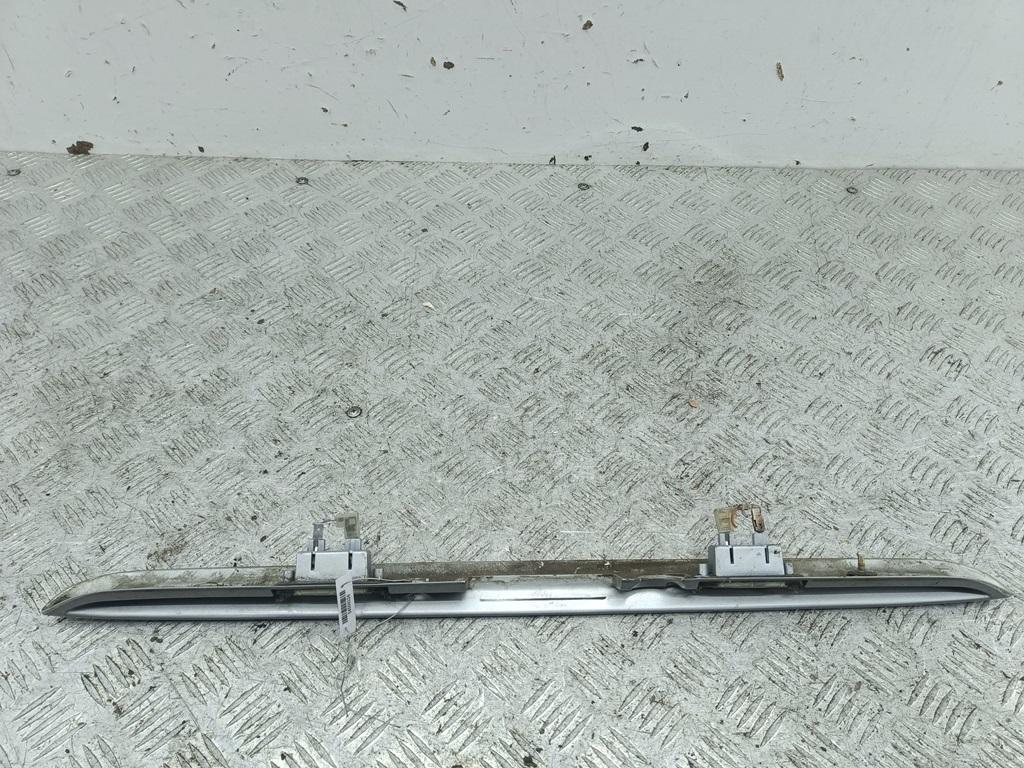 накладка подсветки номера Mercedes-Benz E W210 1997, 2.3 л., бензин, АКПП, серый, универсал