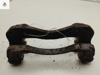 скоба суппорта Mitsubishi Sigma 4 поколение 1993, 3.0 л., бензин, АКПП, серый, универсал