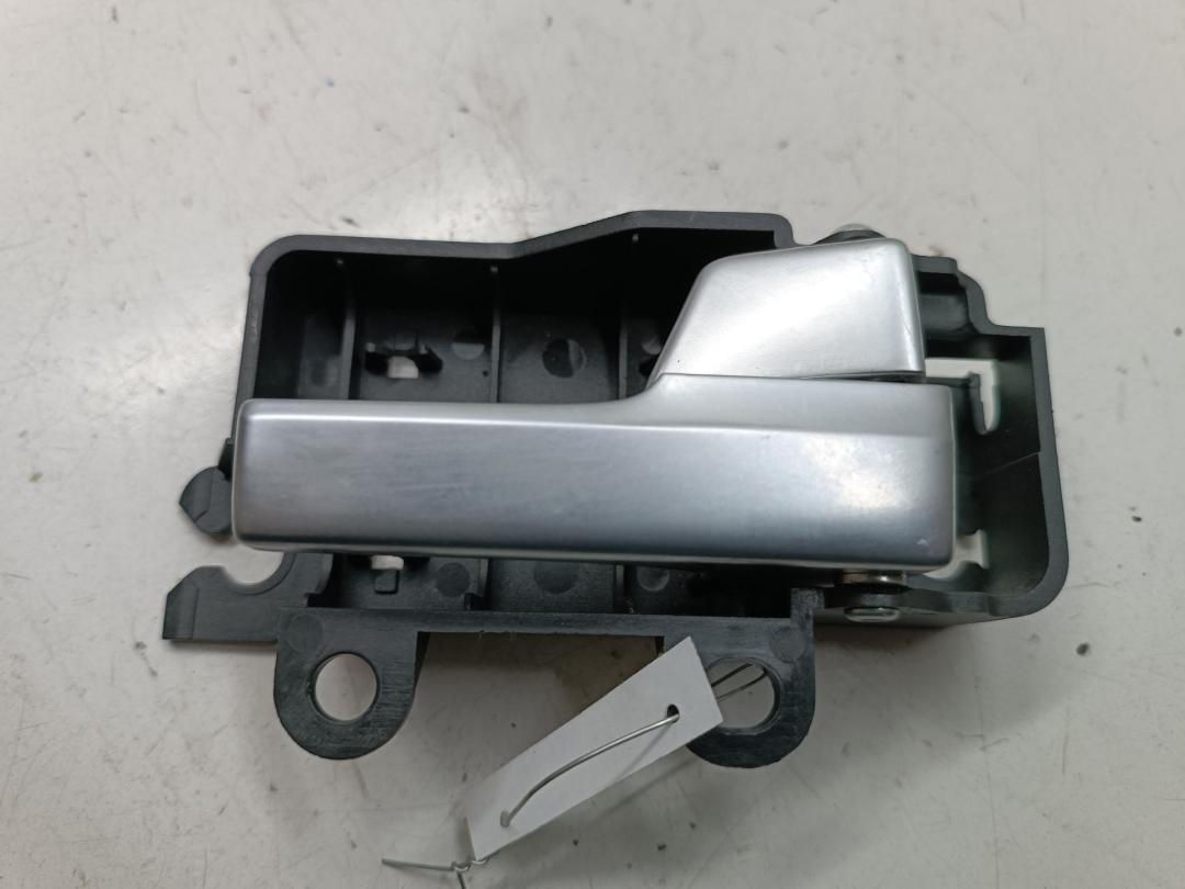 ручка внутренняя передняя правая Ford C-Max 2004, 2.0 л., дизель, МКПП, серый, минивэн, 3M51R22600BB