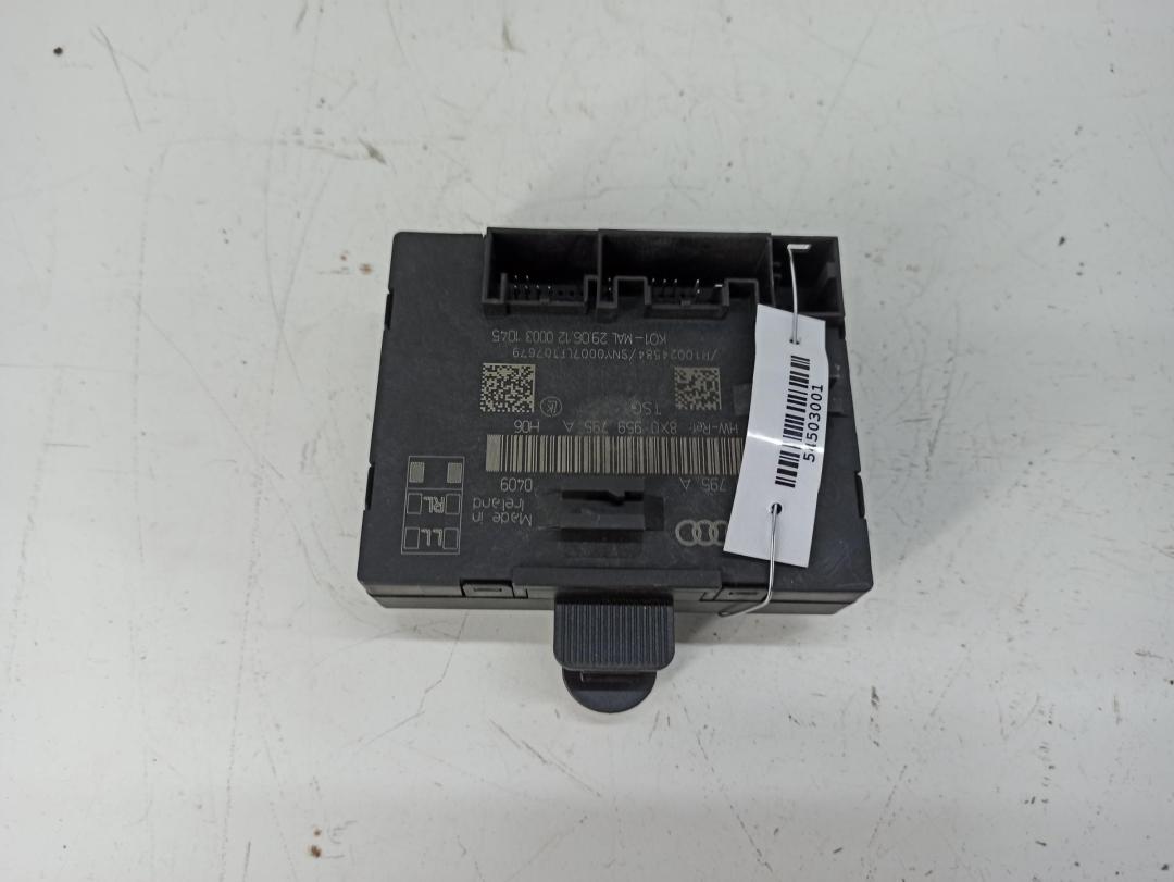 модуль управления двери Audi Q3 8U 2012, 2.0 л., дизель, АКПП, серый, внедорожник 5 дв., 8X0959795A
