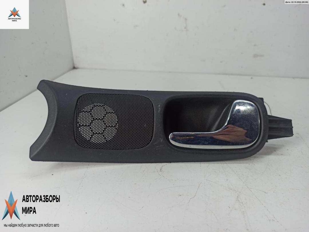 ручка внутренняя передняя правая Audi A4 B5 1995, 2.8 л., бензин, АКПП, серый, седан, 8D0837020 - фото №1