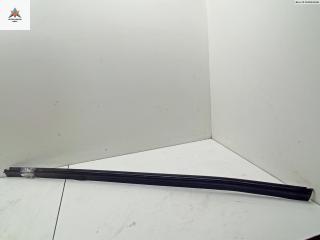 Молдинг стекла двери задней левой наружный Opel Omega B 1995, 2.0 л., бензин, АКПП, синий, седан