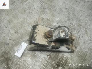 Крепление втулки стабилизатора заднего Volkswagen Transporter T5 2007, 1.9 л., дизель, МКПП, белый, микроавтобус