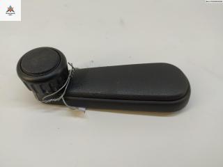 ручка стеклоподъемника Volkswagen Golf 2 поколение 1984, 1.6 л., бензин, МКПП, красный, хетчбэк 3 дв.