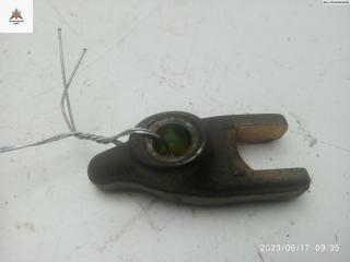 крепление форсунки IVECO Daily 3 поколение 2004, 2.3 л., дизель, МКПП, белый, микроавтобус