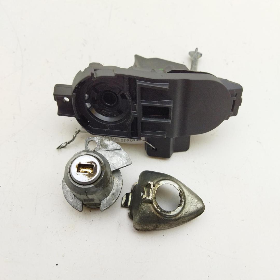 личинка дверного замка BMW 5 F10/F11 2013, 2.0 л., дизель, АКПП, синий, универсал