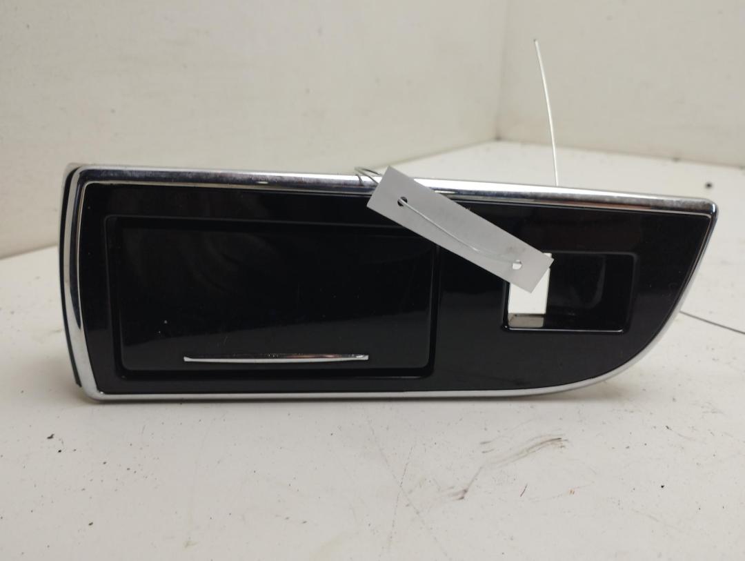 пепельница Jaguar XJ 2011, 3.0 л., дизель, АКПП, чёрный, седан, AW9314B442AF