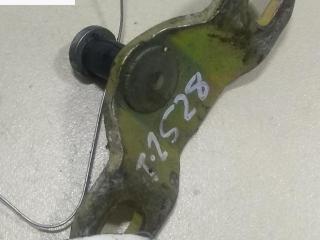 ответная часть (скоба) замка двери Ford Mondeo 2 поколение 1999, 1.8 л., бензин, МКПП, красный, универсал