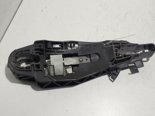 Корпус (держатель) ручки двери передней правой Peugeot 308 T9 2014, 1.6 л., бензин, МКПП, чёрный, хетчбэк 5 дв., 9802977180