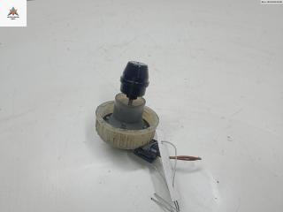 Крышка бачка тормозной жидкости Opel Omega B 1996, 2.0 л., бензин, МКПП, жёлтый, универсал