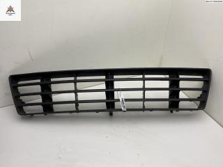 заглушка (решетка) в бампер Audi A6 4B/C5 2000, 2.4 л., бензин, АКПП, красный, седан, 4B0807683F