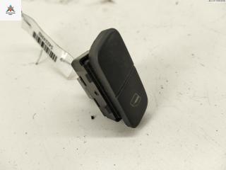 кнопка стеклоподъемника переднего левого Volkswagen Polo 4 поколение 2003, 1.2 л., бензин, МКПП, чёрный, хетчбэк 5 дв., 6Q0959855