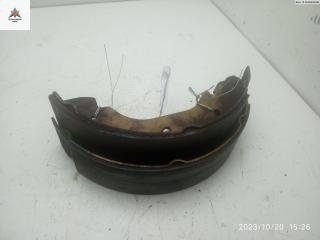 Колодки тормозные задние Ford Transit 6 поколение 2005, 2.0 л., дизель, МКПП, красный, микроавтобус