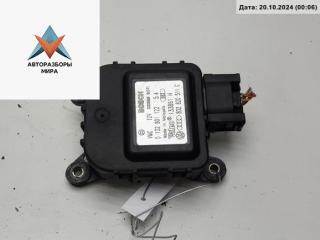 моторчик заслонки печки Volkswagen Bora 1 поколение 1999, 2.0 л., бензин, АКПП, синий, универсал
