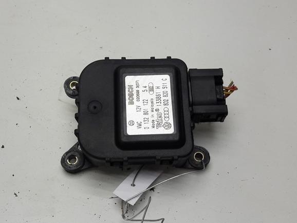 моторчик заслонки печки Volkswagen Bora 1999, 2.0 л., бензин, АКПП, синий, универсал