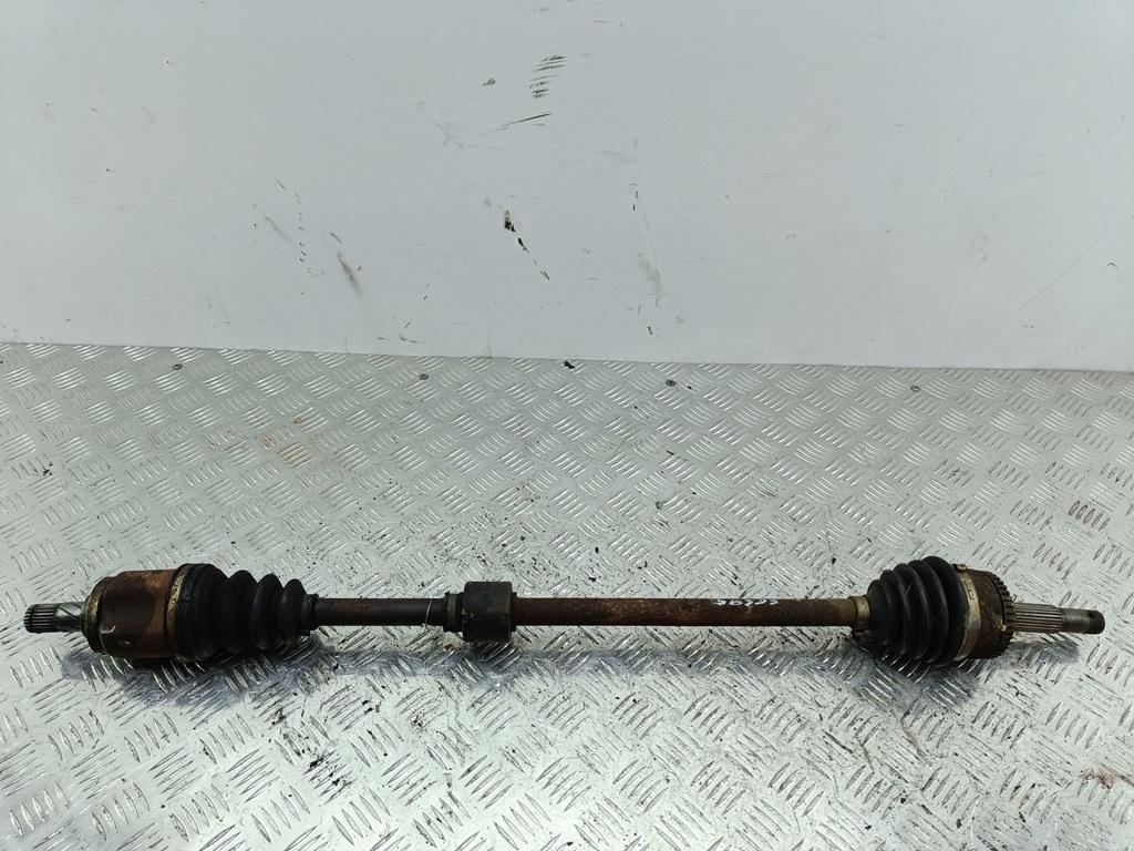 полуось передняя правая (приводной вал, ШРУС) Nissan Almera N16 2000, 1.5 л., бензин, МКПП, красный, хетчбэк 3 дв. - фото №1