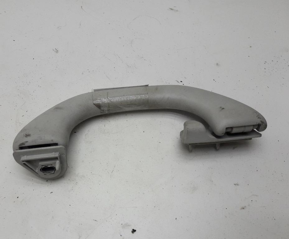 ручка внутренняя потолочная Volkswagen Bora 1 поколение 2002, 1.9 л., дизель, МКПП, синий, универсал - фото №1