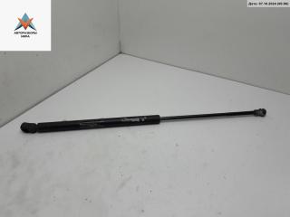 амортизатор крышки багажника (3-5 двери) Volkswagen Golf 4 поколение 1998, 1.8 л., бензин, МКПП, серый, хетчбэк 5 дв., 1J6827550C