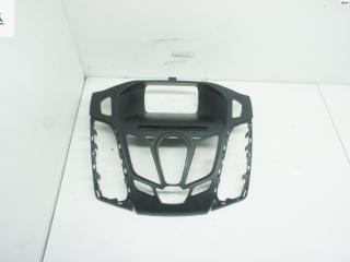 рамка под магнитолу Ford Focus 3 поколение 2012, 1.0 л., бензин, МКПП, красный, хетчбэк 5 дв., 8M5118835CBW