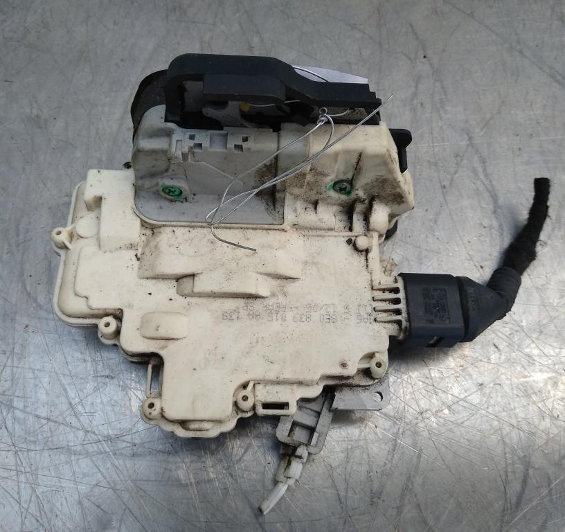 замок двери задней левой Audi A4 B7 2005, 2.5 л., дизель, АКПП, серый, универсал, 8E0839015AA