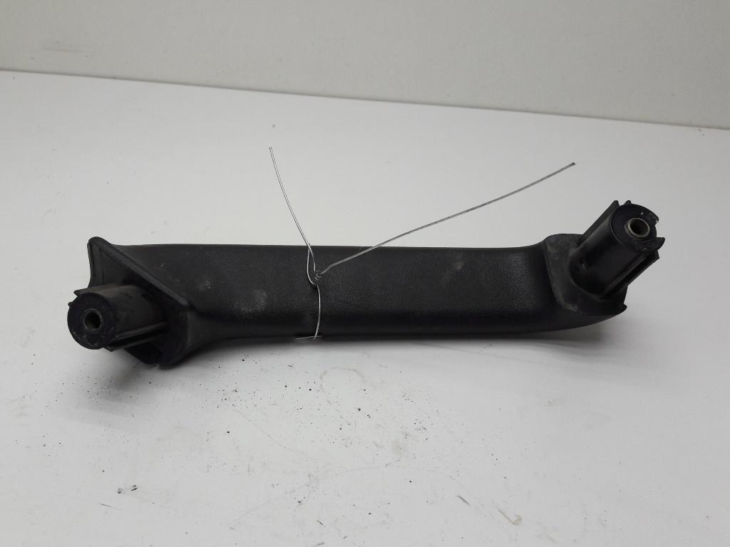 ручка внутренняя задняя правая Volkswagen Passat B3 1990, 1.8 л., бензин, МКПП, зелёный, универсал, 357867180